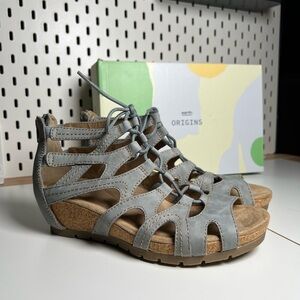 Earth Origin Pearl Blue Kendra Kamilla Gladiator Sandals